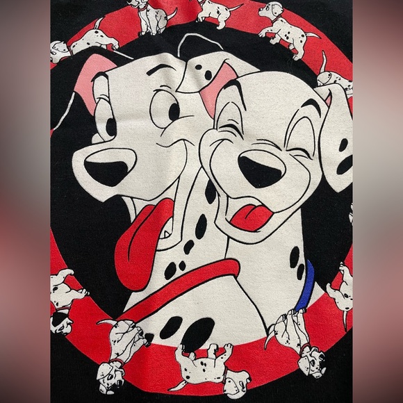 Kid’s 101 Dalmatians shirt, vintage - Picture 2 of 4